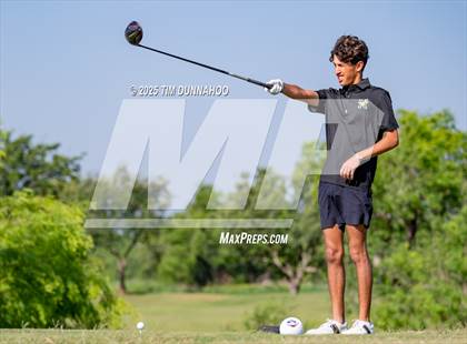 Thumbnail 3 in UIL Region IV 5A Boys Golf Final (Round 2) photogallery.