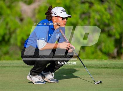 Thumbnail 3 in UIL Region IV 5A Boys Golf Final (Round 2) photogallery.