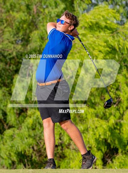 Thumbnail 1 in UIL Region IV 5A Boys Golf Final (Round 2) photogallery.