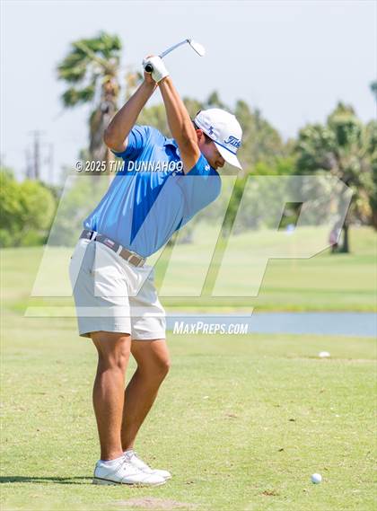 Thumbnail 3 in UIL Region IV 5A Boys Golf Final (Round 2) photogallery.