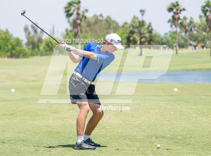 Thumbnail 3 in UIL Region IV 5A Boys Golf Final (Round 2) photogallery.