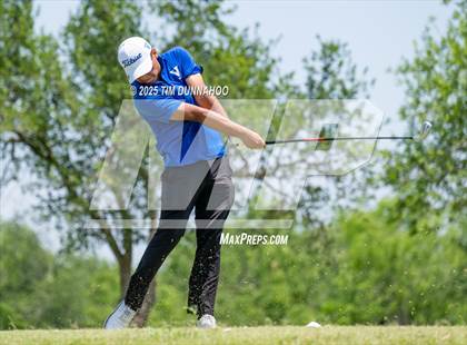 Thumbnail 3 in UIL Region IV 5A Boys Golf Final (Round 2) photogallery.