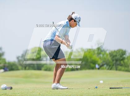 Thumbnail 3 in UIL Region IV 5A Boys Golf Final (Round 2) photogallery.
