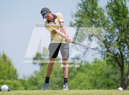 Thumbnail 1 in UIL Region IV 5A Boys Golf Final (Round 2) photogallery.