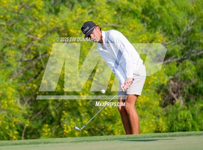 Thumbnail 2 in UIL Region IV 5A Boys Golf Final (Round 2) photogallery.