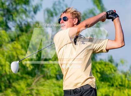 Thumbnail 1 in UIL Region IV 5A Boys Golf Final (Round 2) photogallery.