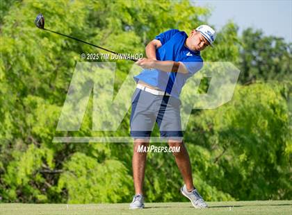 Thumbnail 3 in UIL Region IV 5A Boys Golf Final (Round 2) photogallery.