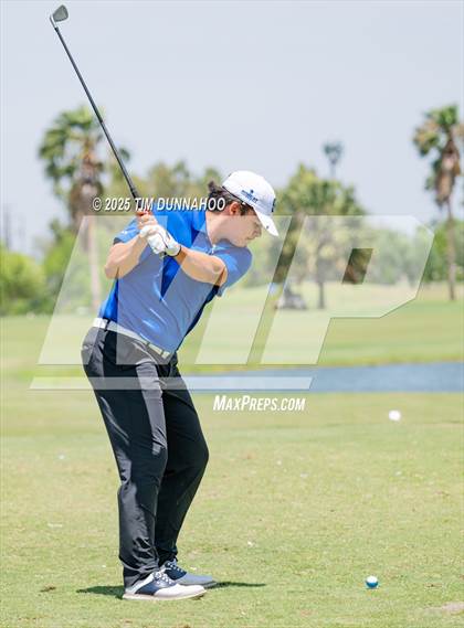 Thumbnail 2 in UIL Region IV 5A Boys Golf Final (Round 2) photogallery.