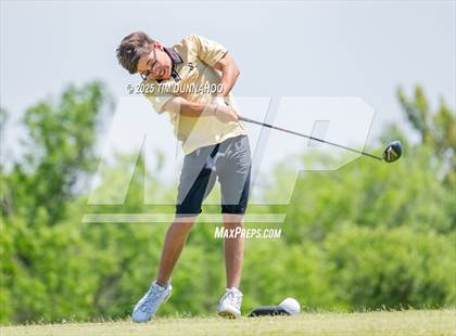 Thumbnail 2 in UIL Region IV 5A Boys Golf Final (Round 2) photogallery.