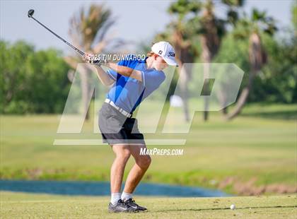 Thumbnail 3 in UIL Region IV 5A Boys Golf Final (Round 2) photogallery.