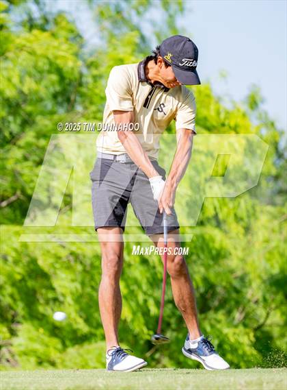 Thumbnail 1 in UIL Region IV 5A Boys Golf Final (Round 2) photogallery.