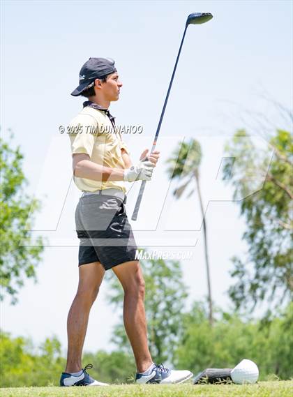 Thumbnail 1 in UIL Region IV 5A Boys Golf Final (Round 2) photogallery.