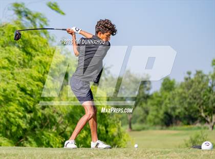 Thumbnail 1 in UIL Region IV 5A Boys Golf Final (Round 2) photogallery.