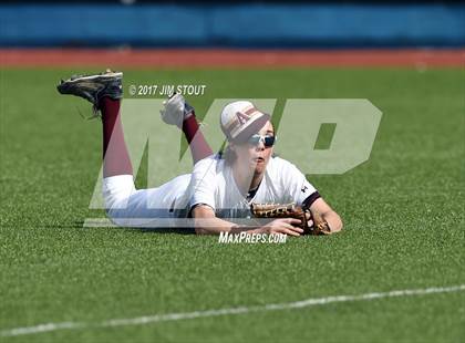 Thumbnail 1 in Beacon vs. Arlington B (Beacon Spring Bash) photogallery.