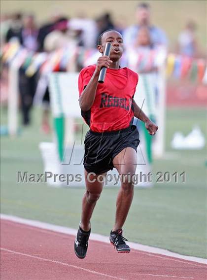 Thumbnail 3 in 2011 Texas District 2-5A JV T&F Championships photogallery.