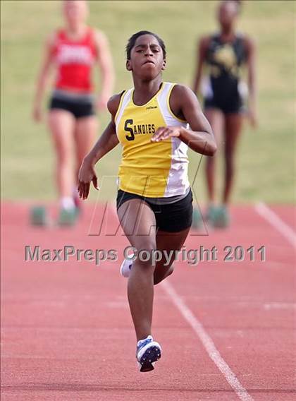 Thumbnail 3 in 2011 Texas District 2-5A JV T&F Championships photogallery.