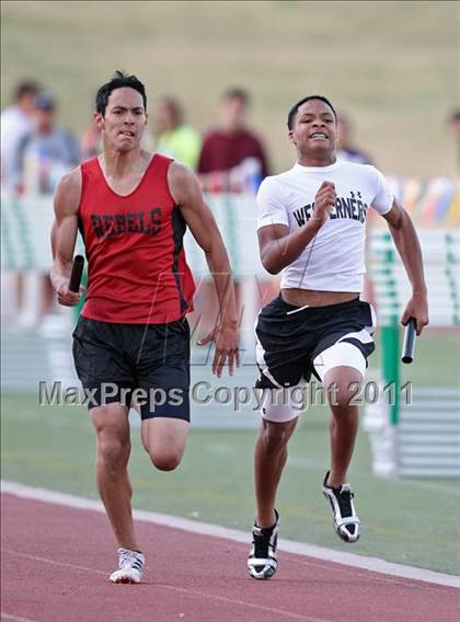 Thumbnail 2 in 2011 Texas District 2-5A JV T&F Championships photogallery.