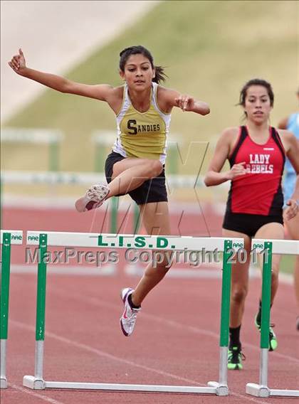 Thumbnail 3 in 2011 Texas District 2-5A JV T&F Championships photogallery.