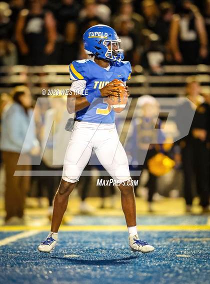 Thumbnail 1 in DeSoto Central @ Tupelo (MHSAA 7A 1st Round) photogallery.
