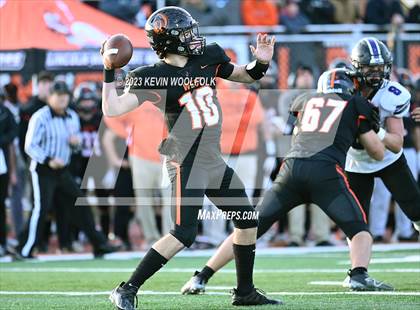 Thumbnail 3 in Lincoln-Way West vs. Downers Grove North (IHSA 7A Quarterfinal) photogallery.