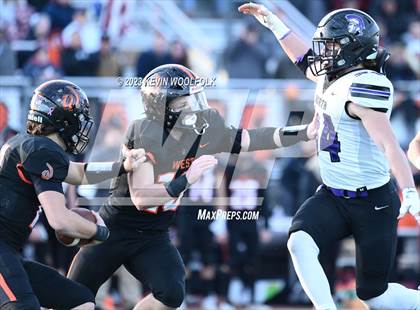 Thumbnail 2 in Lincoln-Way West vs. Downers Grove North (IHSA 7A Quarterfinal) photogallery.