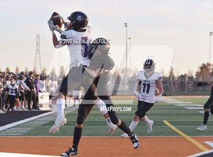 Thumbnail 3 in Lincoln-Way West vs. Downers Grove North (IHSA 7A Quarterfinal) photogallery.