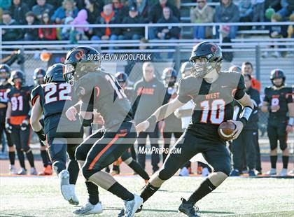 Thumbnail 2 in Lincoln-Way West vs. Downers Grove North (IHSA 7A Quarterfinal) photogallery.