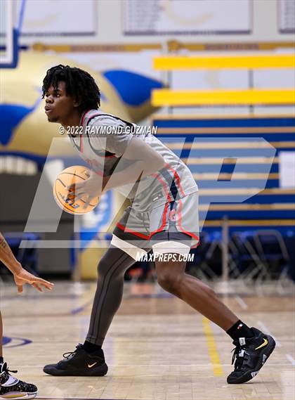 Thumbnail 1 in Pleasant Grove vs. Hanford West photogallery.