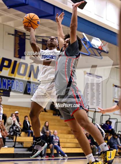 Thumbnail 1 in Pleasant Grove vs. Hanford West photogallery.