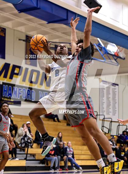 Thumbnail 3 in Pleasant Grove vs. Hanford West photogallery.