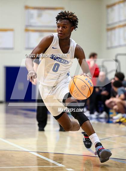 Thumbnail 1 in Pleasant Grove vs. Hanford West photogallery.