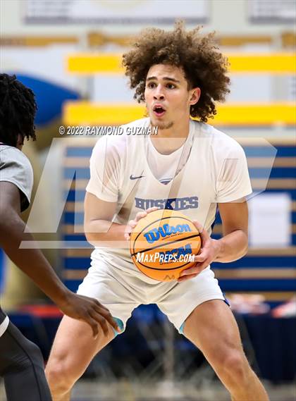 Thumbnail 3 in Pleasant Grove vs. Hanford West photogallery.