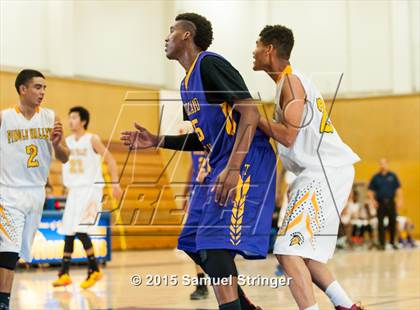 Thumbnail 3 in Oakland Tech vs. Pinole Valley (Frank Marymee Classic) photogallery.