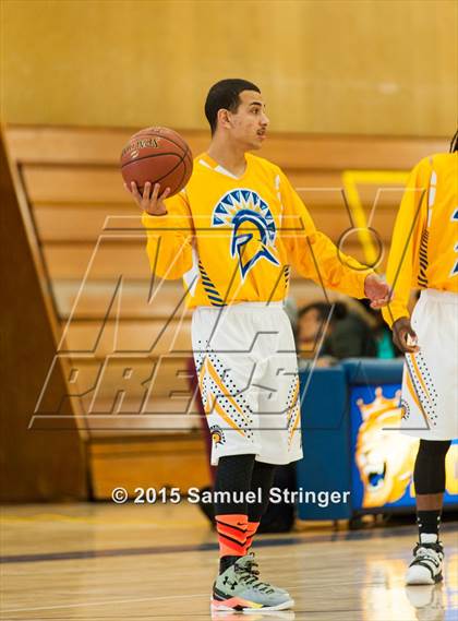 Thumbnail 3 in Oakland Tech vs. Pinole Valley (Frank Marymee Classic) photogallery.