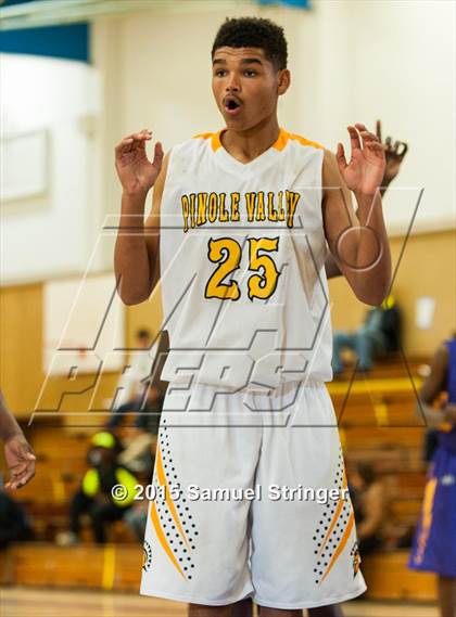 Thumbnail 2 in Oakland Tech vs. Pinole Valley (Frank Marymee Classic) photogallery.