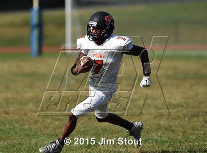 Thumbnail 1 in Mamaroneck @ Horace Greeley photogallery.