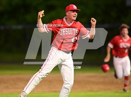 Thumbnail 3 in Fairfield Prep vs. Xavier (SCC Final) photogallery.