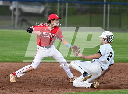 Thumbnail 3 in Fairfield Prep vs. Xavier (SCC Final) photogallery.