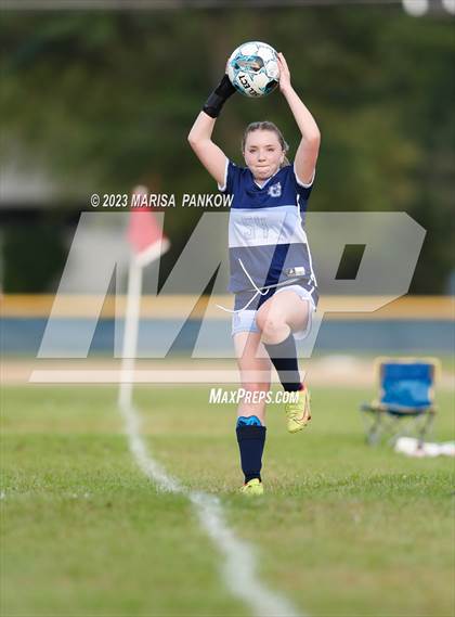 Thumbnail 2 in Bishop Grimes vs Jordan Elbridge photogallery.