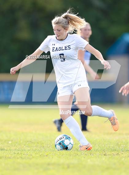 Thumbnail 3 in Bishop Grimes vs Jordan Elbridge photogallery.
