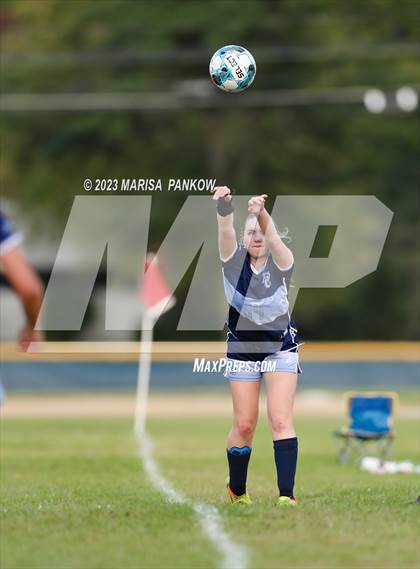 Thumbnail 2 in Bishop Grimes vs Jordan Elbridge photogallery.