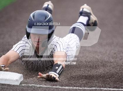 Thumbnail 3 in Kanab vs. Duchesne (UHSAA 2A Semifinal) photogallery.
