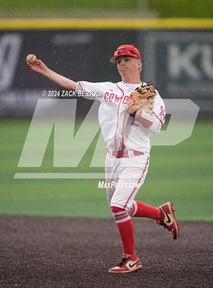 Thumbnail 3 in Kanab vs. Duchesne (UHSAA 2A Semifinal) photogallery.