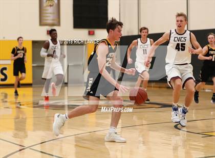 Thumbnail 3 in Foothill @ Capistrano Valley Christian (Godinez Grizzly Invitational) photogallery.