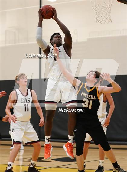 Thumbnail 3 in Foothill @ Capistrano Valley Christian (Godinez Grizzly Invitational) photogallery.