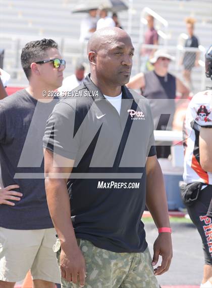 Thumbnail 2 in Liberty vs. Pittsburg (Honor Bowl) photogallery.