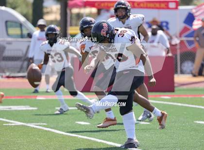 Thumbnail 3 in Liberty vs. Pittsburg (Honor Bowl) photogallery.