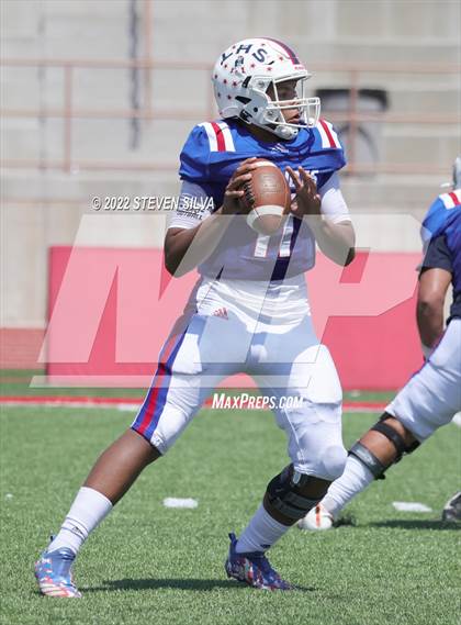 Thumbnail 2 in Liberty vs. Pittsburg (Honor Bowl) photogallery.