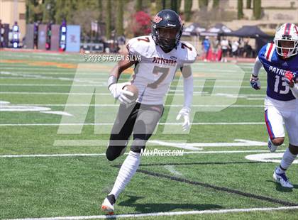 Thumbnail 2 in Liberty vs. Pittsburg (Honor Bowl) photogallery.