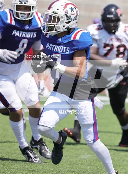 Thumbnail 3 in Liberty vs. Pittsburg (Honor Bowl) photogallery.